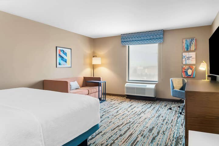 Room 14 of 32